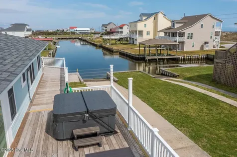 304 Marina Way North Topsail Beach NC 28460