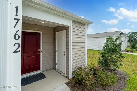 1762 Penelton Court SE Bolivia NC 28422