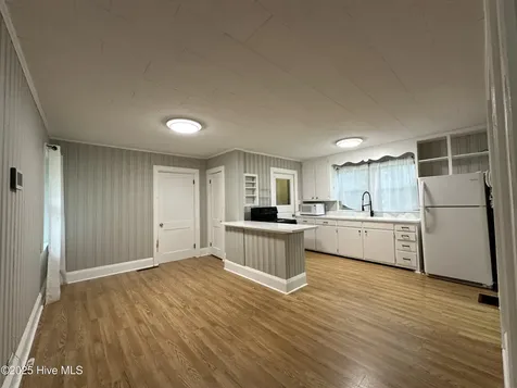 212 Richmond Avenue Hamlet NC 28345