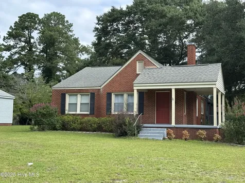 212 Richmond Avenue Hamlet NC 28345