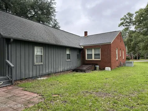 212 Richmond Avenue Hamlet NC 28345