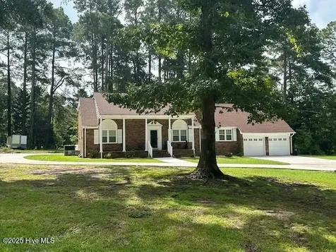 212 Mclean Street Spring Hope NC 27882