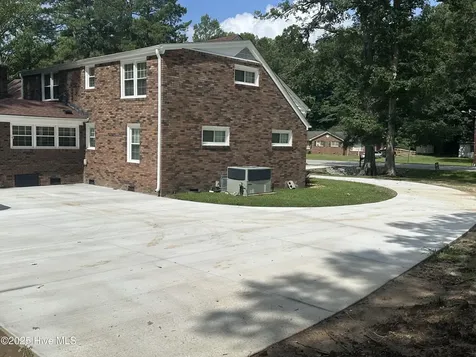212 Mclean Street Spring Hope NC 27882