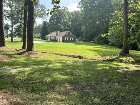 212 Mclean Street Spring Hope NC 27882