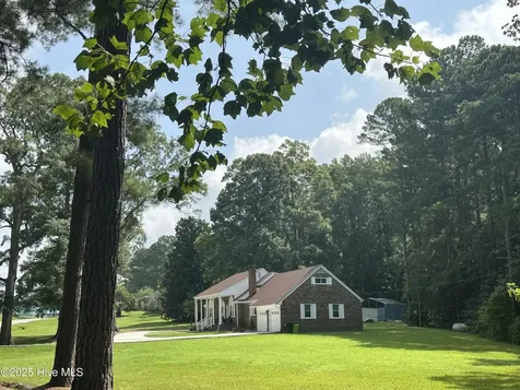 212 Mclean Street Spring Hope NC 27882