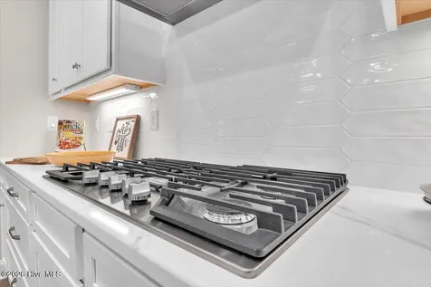 576 Hearthside Drive SE Bolivia NC 28422