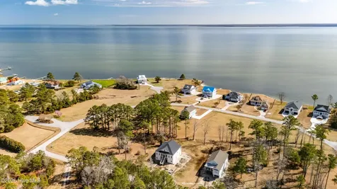 4007 Tarpon Drive Oriental NC 28571