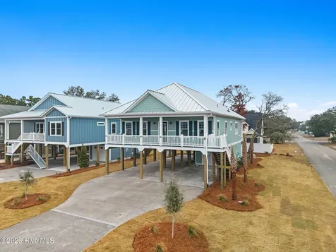 202 NE 33rd Street Oak Island NC 28465