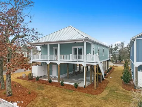 202 NE 33rd Street Oak Island NC 28465