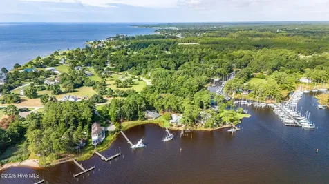5529 Sandpiper Drive Oriental NC 28571