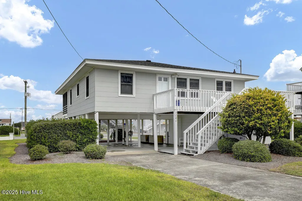 1040 Ocean Boulevard Topsail Beach NC 28445