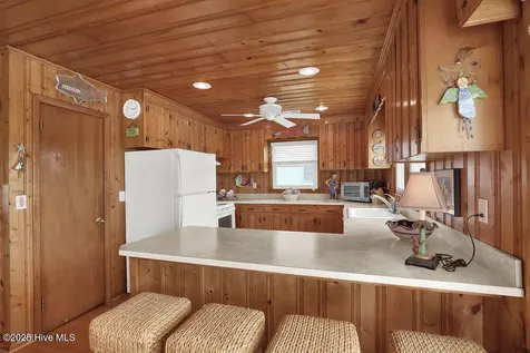 1040 Ocean Boulevard Topsail Beach NC 28445