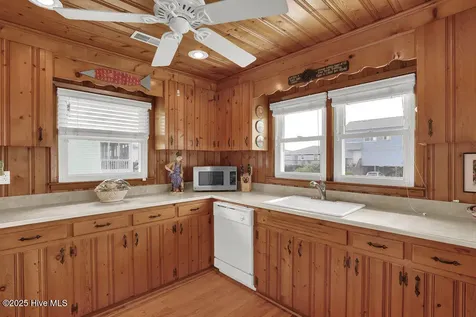 1040 Ocean Boulevard Topsail Beach NC 28445