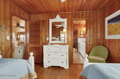 1040 Ocean Boulevard Topsail Beach NC 28445
