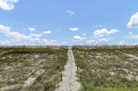 1040 Ocean Boulevard Topsail Beach NC 28445