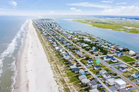 1040 Ocean Boulevard Topsail Beach NC 28445