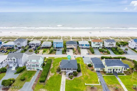 1040 Ocean Boulevard Topsail Beach NC 28445