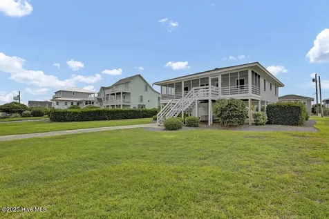 1040 Ocean Boulevard Topsail Beach NC 28445