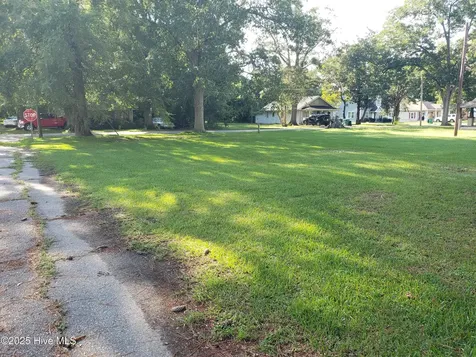 504 N Wilson Street Chadbourn NC 28431