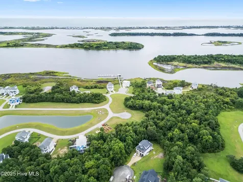 200 Seagrass Court Holly Ridge NC 28445