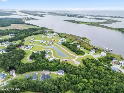 200 Seagrass Court Holly Ridge NC 28445