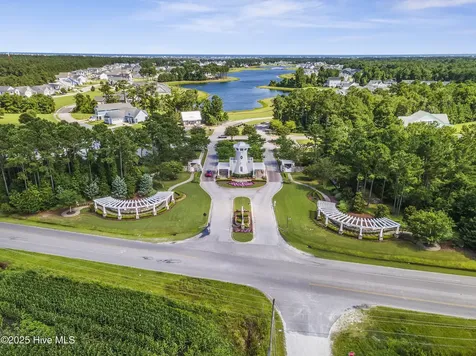 200 Seagrass Court Holly Ridge NC 28445