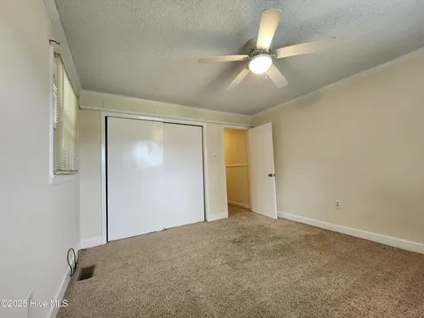1578 Burgaw Highway Jacksonville NC 28540
