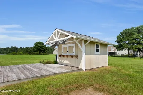 405 Antioch Lakes Road New Bern NC 28560