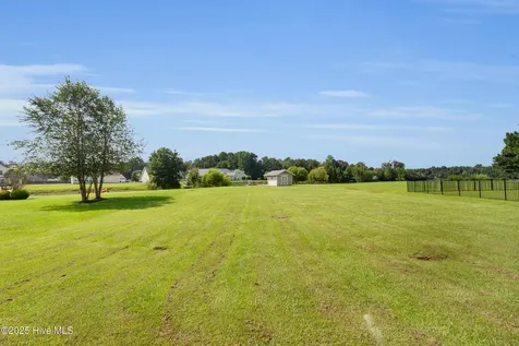 405 Antioch Lakes Road New Bern NC 28560