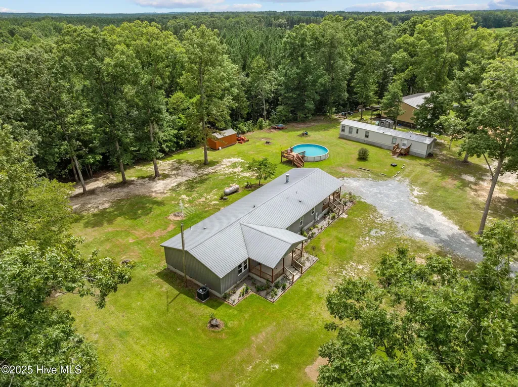 323 Mccrimmon Road Carthage NC 28327