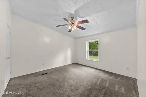 323 Mccrimmon Road Carthage NC 28327