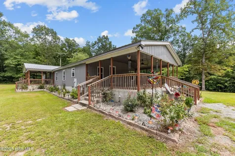 323 Mccrimmon Road Carthage NC 28327