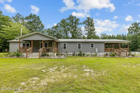 323 Mccrimmon Road Carthage NC 28327