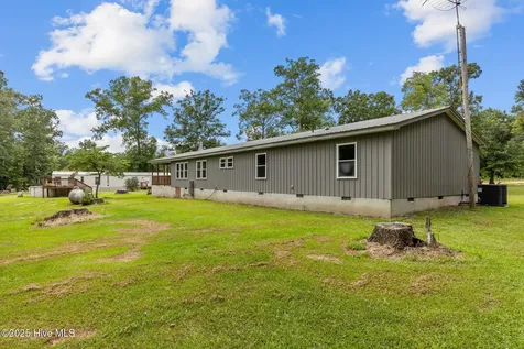 323 Mccrimmon Road Carthage NC 28327