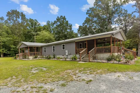 323 Mccrimmon Road Carthage NC 28327