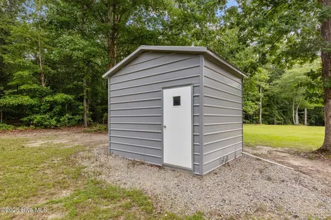 323 Mccrimmon Road Carthage NC 28327