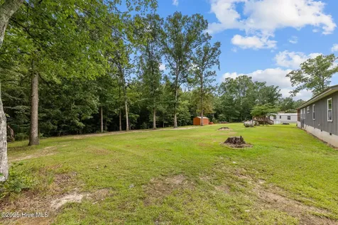 323 Mccrimmon Road Carthage NC 28327