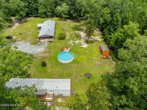 323 Mccrimmon Road Carthage NC 28327