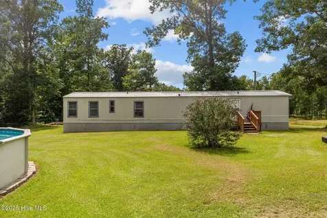 323 Mccrimmon Road Carthage NC 28327