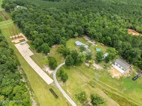 323 Mccrimmon Road Carthage NC 28327