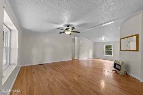 323 Mccrimmon Road Carthage NC 28327
