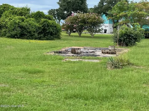 620 Seashore Drive Atlantic NC 28511