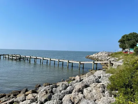 620 Seashore Drive Atlantic NC 28511