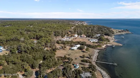 620 Seashore Drive Atlantic NC 28511