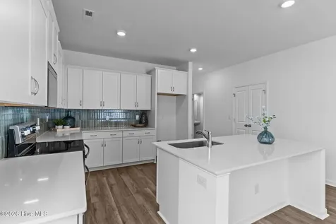 7133 Fisk Dr, #49 Leland NC 28451