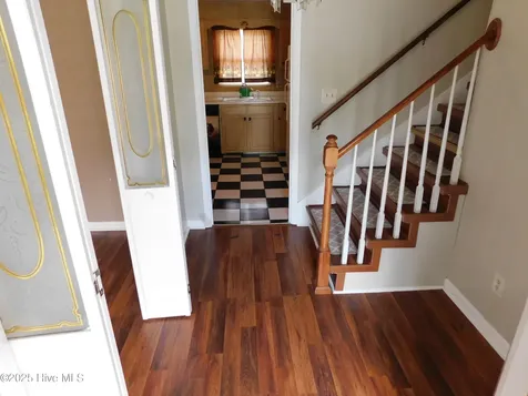 1010 W Scotsdale Road Laurinburg NC 28352