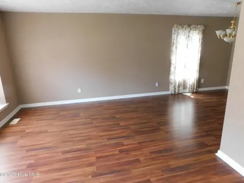 1010 W Scotsdale Road Laurinburg NC 28352