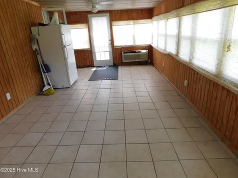 1010 W Scotsdale Road Laurinburg NC 28352