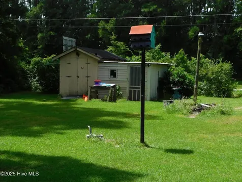 1010 W Scotsdale Road Laurinburg NC 28352