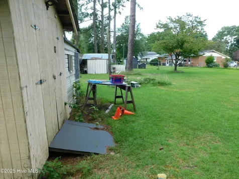 1010 W Scotsdale Road Laurinburg NC 28352